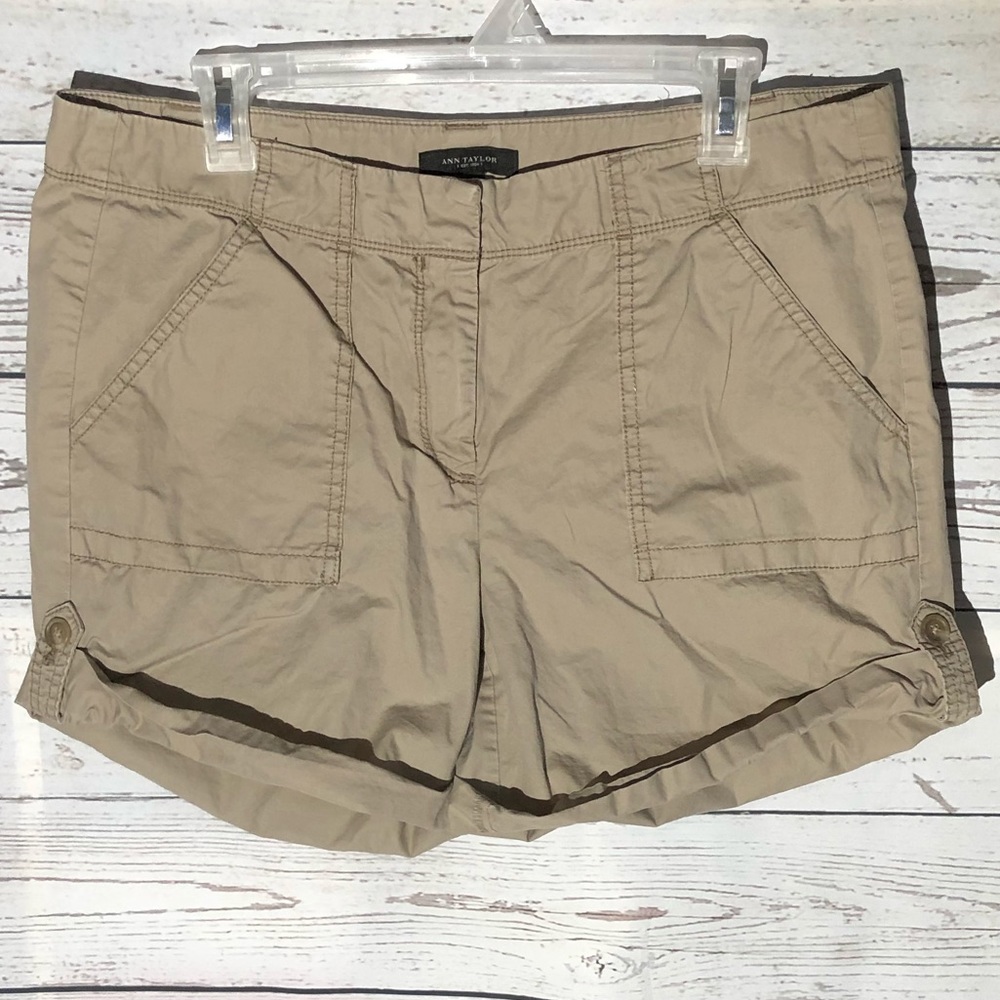 Ann Taylor khaki shorts